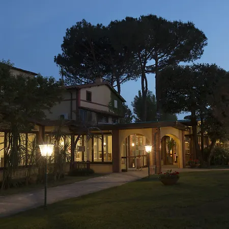 Отель Hermitage & Dei Marmi - Starhotels Collezione Форте-деи-Марми