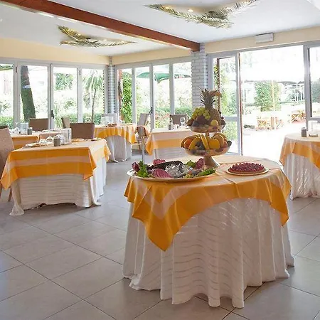 Hermitage & Dei Marmi - Starhotels Collezione Форте-деи-Марми