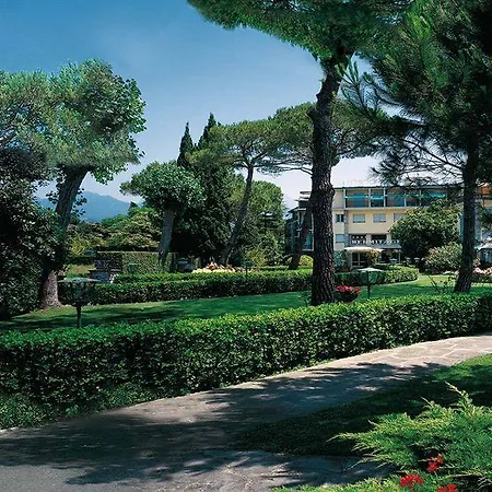 Отель Hermitage & Dei Marmi - Starhotels Collezione
