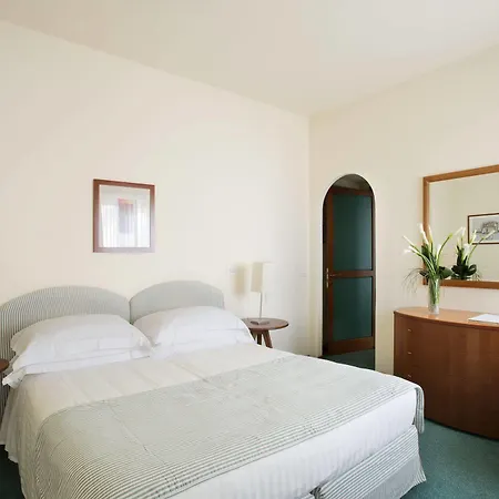 Hermitage & Dei Marmi - Starhotels Collezione 4* Форте-деи-Марми